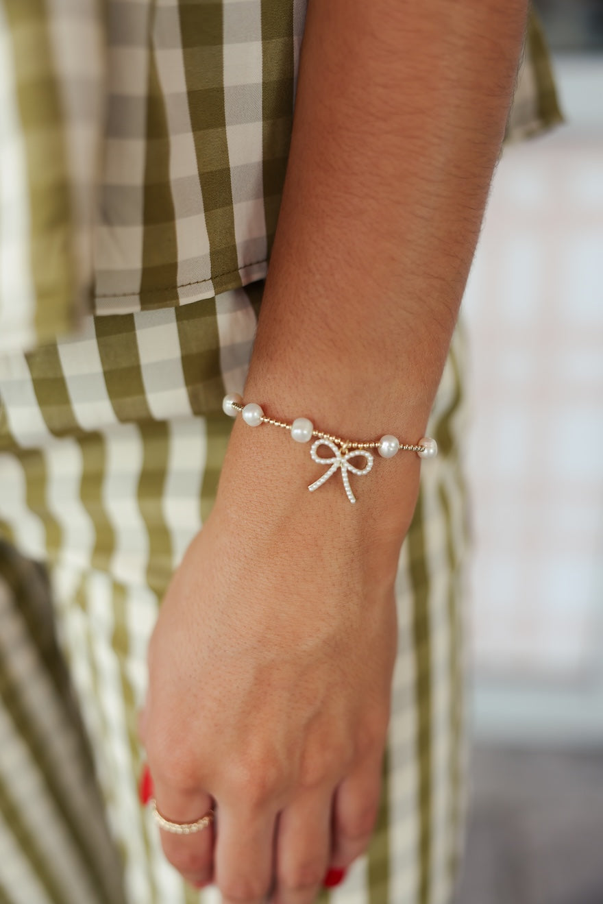 Bow store bracelet